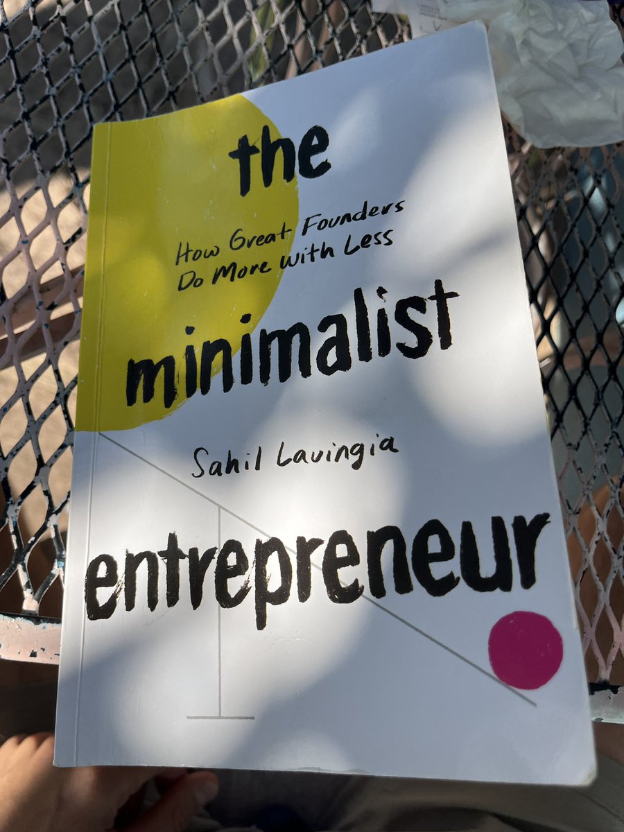 acquisizioni's tweet image. Finished this book faster than any other I’ve read in the last 20 years (seriously) because it’s…
Interesting, fun, well written, has actionable items and resources at the end of each chapter!
Highly recommend @shl