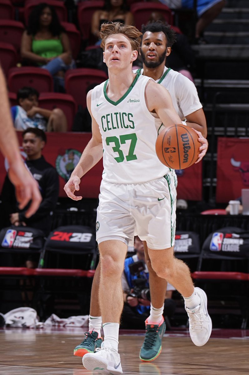 NEW: Hayden Gray (the NCAA's steals leader last year) has signed a contract with the Maine Celtics, per sources. 

Gray made his Summer League debut today &amp; has long been impressed with the Celtics. 

“You could tell that Boston is one of the best organizations in the NBA." ⬇️