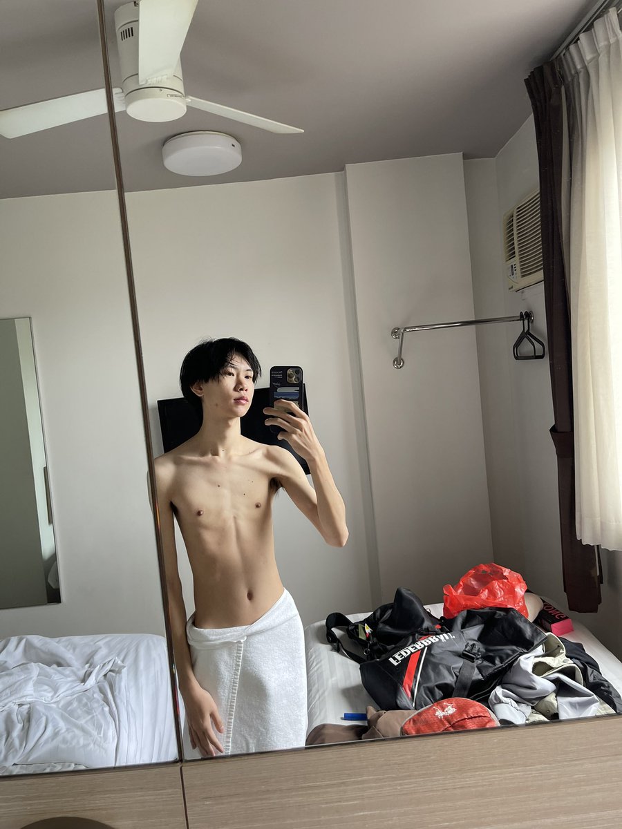 เอาผ้าออกดีป่าว