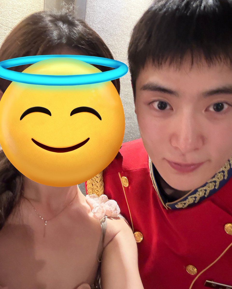_jjeongjjh's tweet image. 군인셀카ㅠㅠ