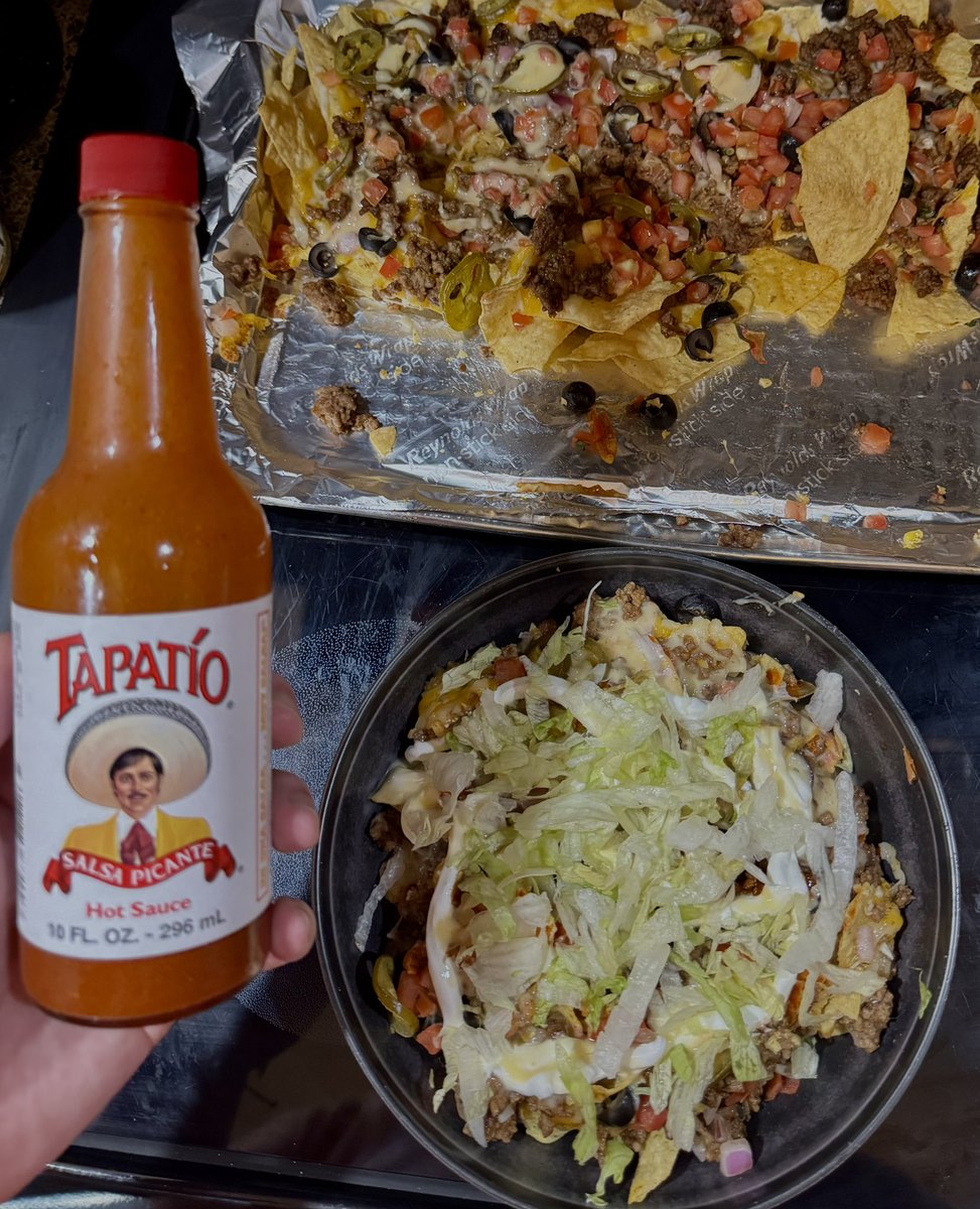 RickThunderhawk's tweet photo. This white man is speaking a little espanol on this beautiful sunday #QuePaso #Ahuevo https://t.co/33uJvr1DoY
