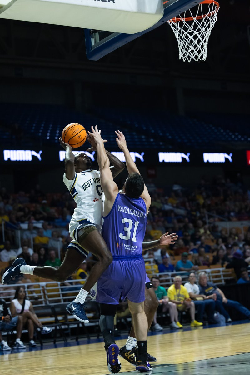 finalfourcast's tweet image. Shoutout to @thetournament for these Game 1 photos!
Hopefully everyone's blood pressure has calmed down ...
Stay tuned for our video recap by @ReekzVisionz tomorrow and Game 2 photo recap!