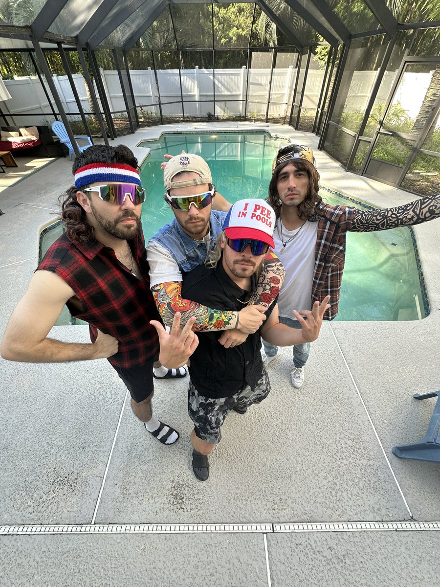 LastNightSaved's tweet image. Starting a new band - Gator Boiis. See us live ASAP