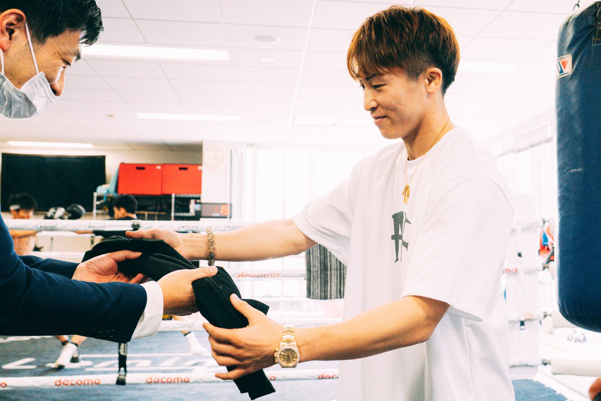 サイン&シリアルナンバー付 井上尚弥 限定 Tシャツ Lサイズ 2025年9月