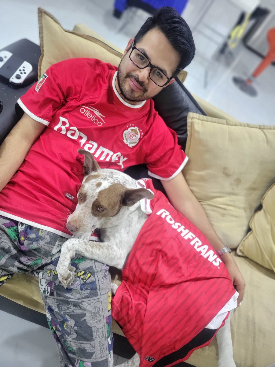 chemabeckham's tweet photo. Vamos diablos #CampeonDeCampeones https://t.co/eNTFeJroBO