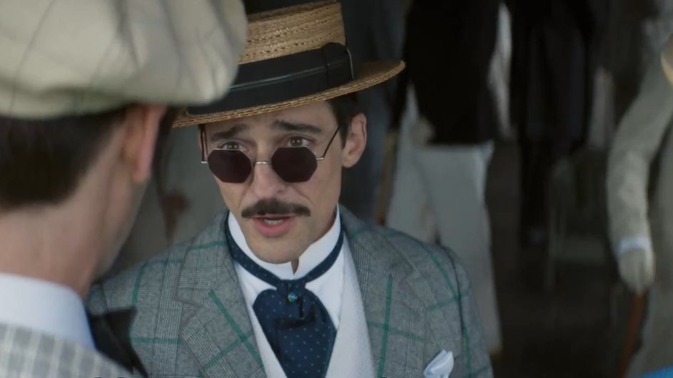 BlackWidow_221B's tweet image. You know that when Oscar Van Rhijn wears his sunglasses, shit is about to go down... My King always serving.
#TheGildedAge