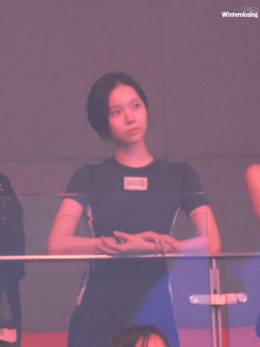 kwtclosing0101's tweet image. 250720 Twice concert
#aespa #æspa #에스파
#WINTER #윈터