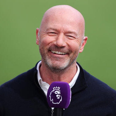CristianoXtra_'s tweet image. 🎙 Alan Shearer :
"Thierry Henry and I will reach to Cristiano Ronaldo's goals (938) if our goals in training sessions are counted. That's a crazy number!"