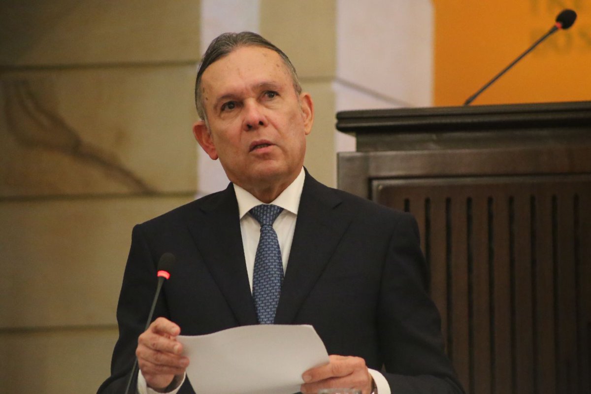 Nicolás Echeverry Alvarán (@nicolasechal) on Twitter photo Como ciudadano, presidente, como compañero, como copartidario, quiero dejar una constancia de agradecimiento por su esfuerzo, su trabajo durante este período legislativo. Gracias <a href="/EfrainCepeda/">Efrain Cepeda</a> . Como ciudadano, presidente, como compañero, como copartidario, quiero dejar una constancia de agradecimiento por su esfuerzo, su trabajo durante este período legislativo. Gracias <a href="/EfrainCepeda/">Efrain Cepeda</a> .