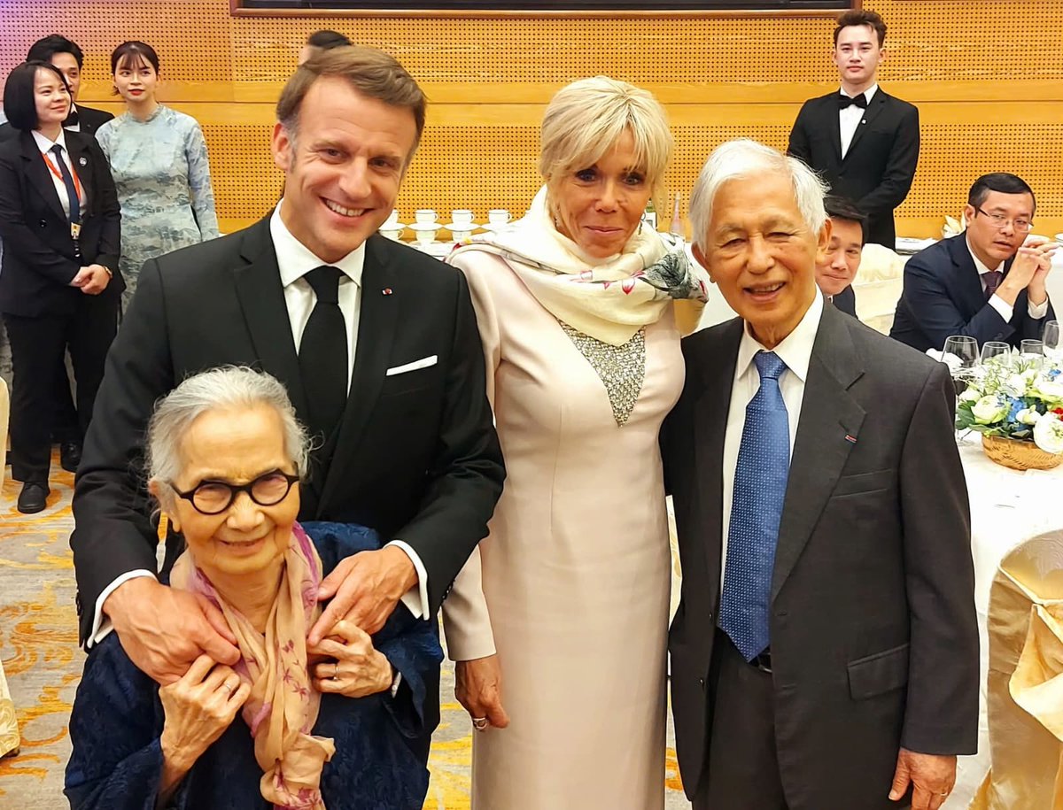 La France au Vietnam 🇫🇷🇻🇳 (@franceauvietnam) on Twitter photo 🎖 À l’occasion du 14 juillet, les professeurs Tran Thanh Van et Le Kim Ngoc ont été promus Officiers de la #Légion d’honneur par le président <a href="/EmmanuelMacron/">Emmanuel Macron</a>
Une juste reconnaissance pour leur engagement #scientifique et #humanitaire au service des enfants 🇻🇳 et des liens 🇫🇷🇻🇳 🎖 À l’occasion du 14 juillet, les professeurs Tran Thanh Van et Le Kim Ngoc ont été promus Officiers de la #Légion d’honneur par le président <a href="/EmmanuelMacron/">Emmanuel Macron</a>
Une juste reconnaissance pour leur engagement #scientifique et #humanitaire au service des enfants 🇻🇳 et des liens 🇫🇷🇻🇳