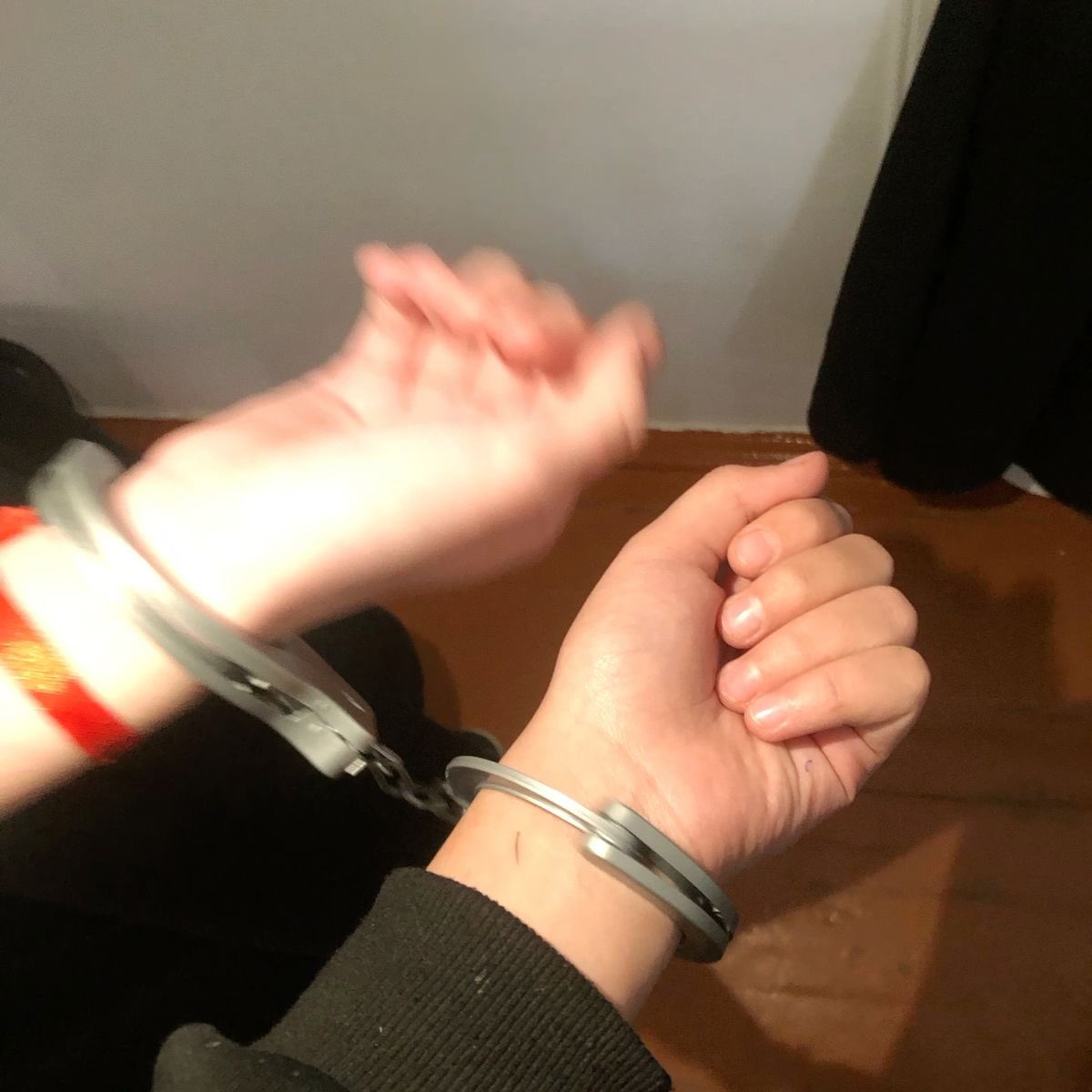 nao posso fazer nada nessa casa, droga de vida