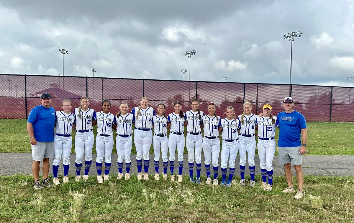 Went out with a bang ‼️. 9-0 and Co-Champs at the Great Lakes Championship to end our 16u run! What a group, tears were shed.