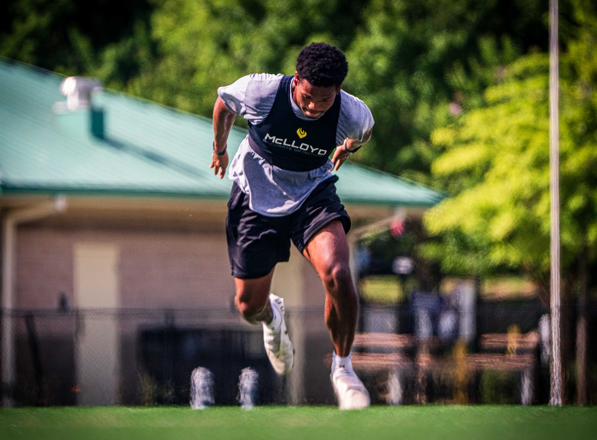 MannyScott80 (@mannyscott80) on Twitter photo Heard the feedback. Took it personal.
Grinding with my speed coach to improve top-end speed and become the best football player I know I can be.
<a href="/NighbertChad/">Coach Chad Nighbert</a> <a href="/LanceFendley/">Lance Fendley</a> <a href="/ZellnerCoach/">Coach Chris Zellner Ed.S</a> <a href="/CoachDJ_WRA/">DJ McCarthy</a> <a href="/coachmcthompson/">Mitchell Thompson</a> <a href="/GunterBrewer/">Gunter Brewer</a> <a href="/RecruitGeorgia/">Recruit Georgia</a> <a href="/RecruitNE_GA/">RecruitNE_GA</a> <a href="/NEGARecruits/">Northeast Georgia Recruits</a> Heard the feedback. Took it personal.
Grinding with my speed coach to improve top-end speed and become the best football player I know I can be.
<a href="/NighbertChad/">Coach Chad Nighbert</a> <a href="/LanceFendley/">Lance Fendley</a> <a href="/ZellnerCoach/">Coach Chris Zellner Ed.S</a> <a href="/CoachDJ_WRA/">DJ McCarthy</a> <a href="/coachmcthompson/">Mitchell Thompson</a> <a href="/GunterBrewer/">Gunter Brewer</a> <a href="/RecruitGeorgia/">Recruit Georgia</a> <a href="/RecruitNE_GA/">RecruitNE_GA</a> <a href="/NEGARecruits/">Northeast Georgia Recruits</a>