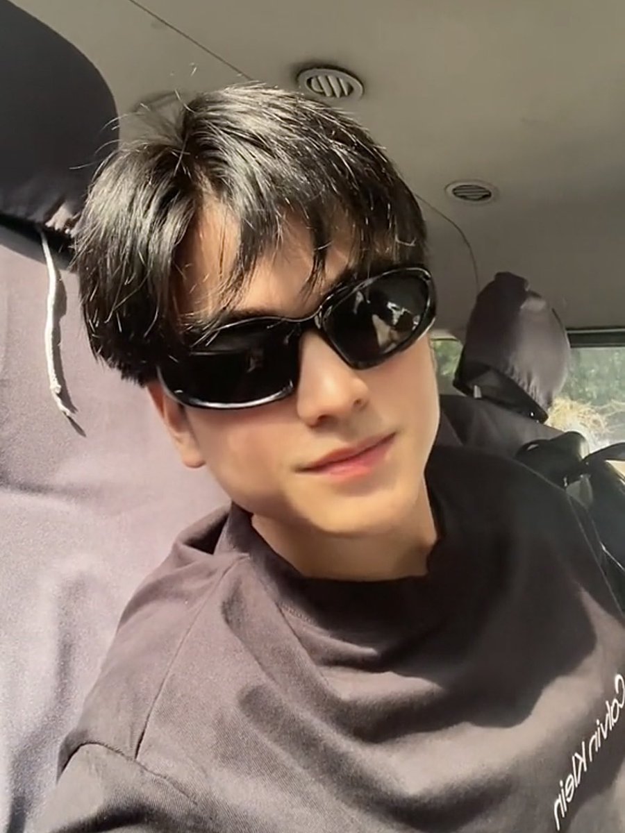 cei 🥤 (@wilverstan) on Twitter photo 