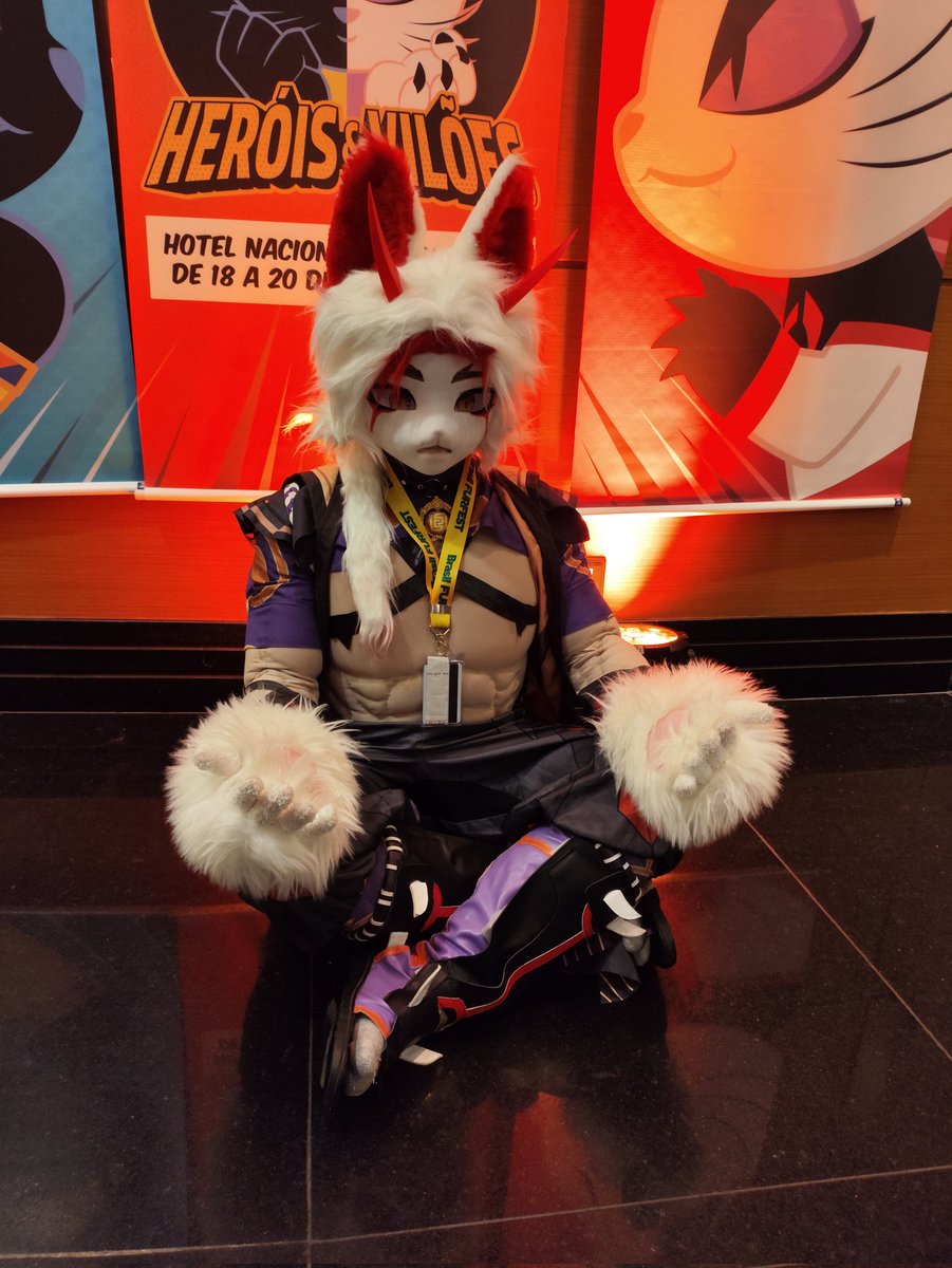 MTOFKigu's tweet image. #BrasilFurFest2025 @BrasilFurFest Sunday:
The One and Oni walked the halls of BFF for a brief time, but it was a nice time 👹
#AratakiItto #荒瀧一斗 #GenshinImpact #原神 #kigurumi #kigurumimask #furkig #kigfurry #着ぐるみ