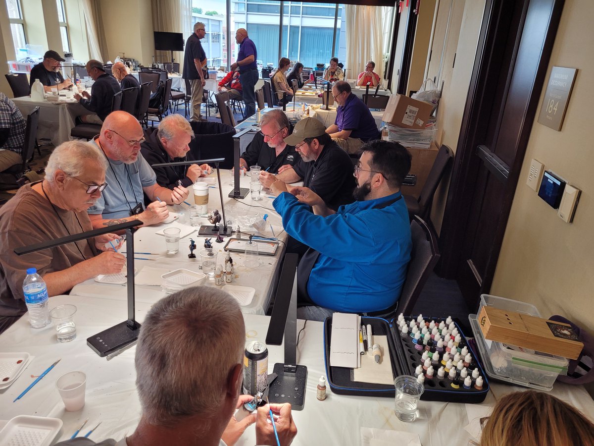 HMGS_Inc's tweet image. Tanks got dirty with mud, painters improved blending skills, 3D printed boats got upgraded with sails & gear, and skin tone techniques helped bring minis to life—all during the 4PM Saturday sessions at Hobby U. Hands-on and inspiring! #historicon2025