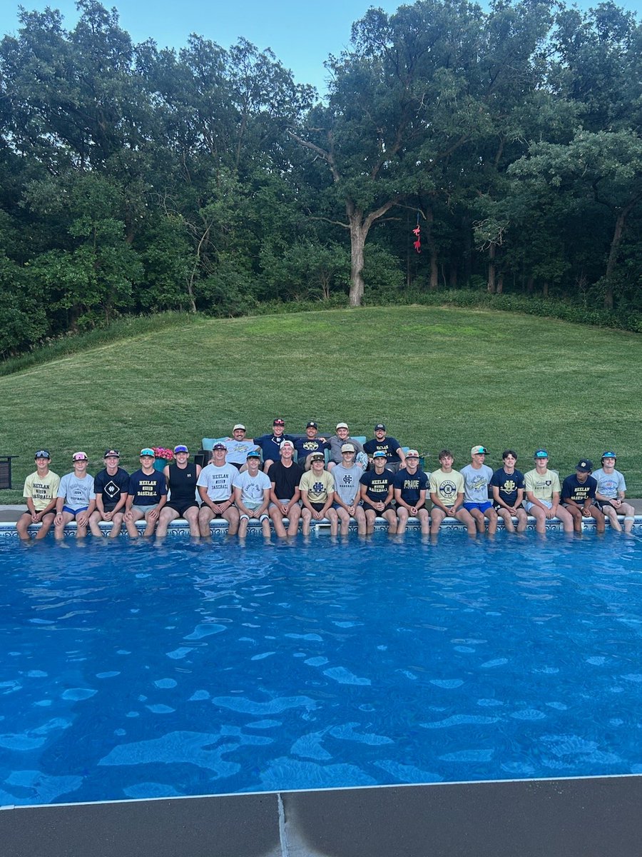 Bishop Heelan Athletics tweet media