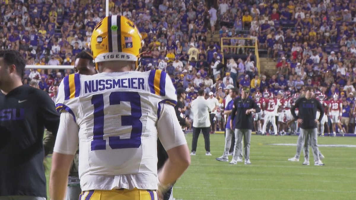 harrisonvapnek's tweet image. Great QB themed episode of SportsNite coming up at 10:30 over on @KALBtv5 🏈
- Our full interview with ASH Trojans QB @karsensellers
- Peabody 'Little Warhorses Camp'
- Garrett Nussmeier discusses 2nd season expectations
- Plus ESPN's Seth Wickersham talks his upcoming book