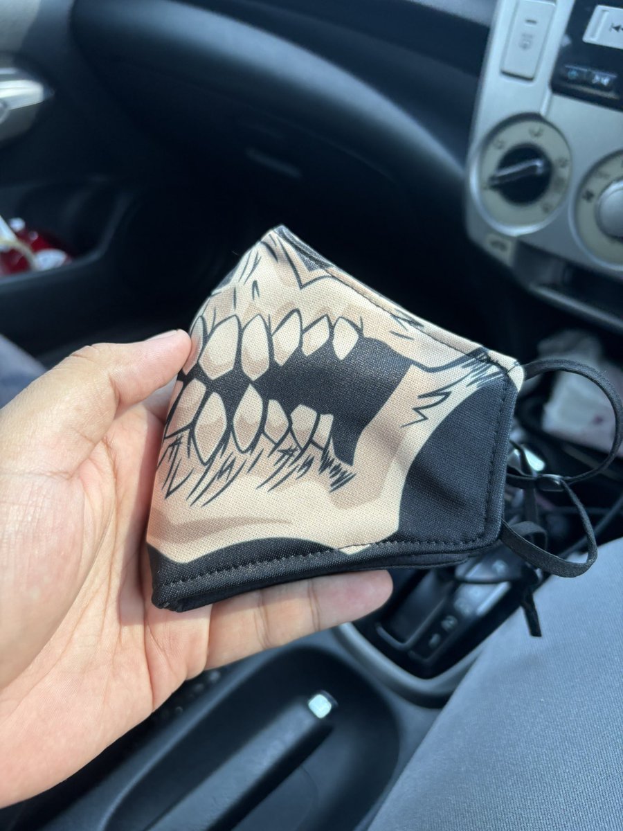 Harga mask dah naik ke belum?