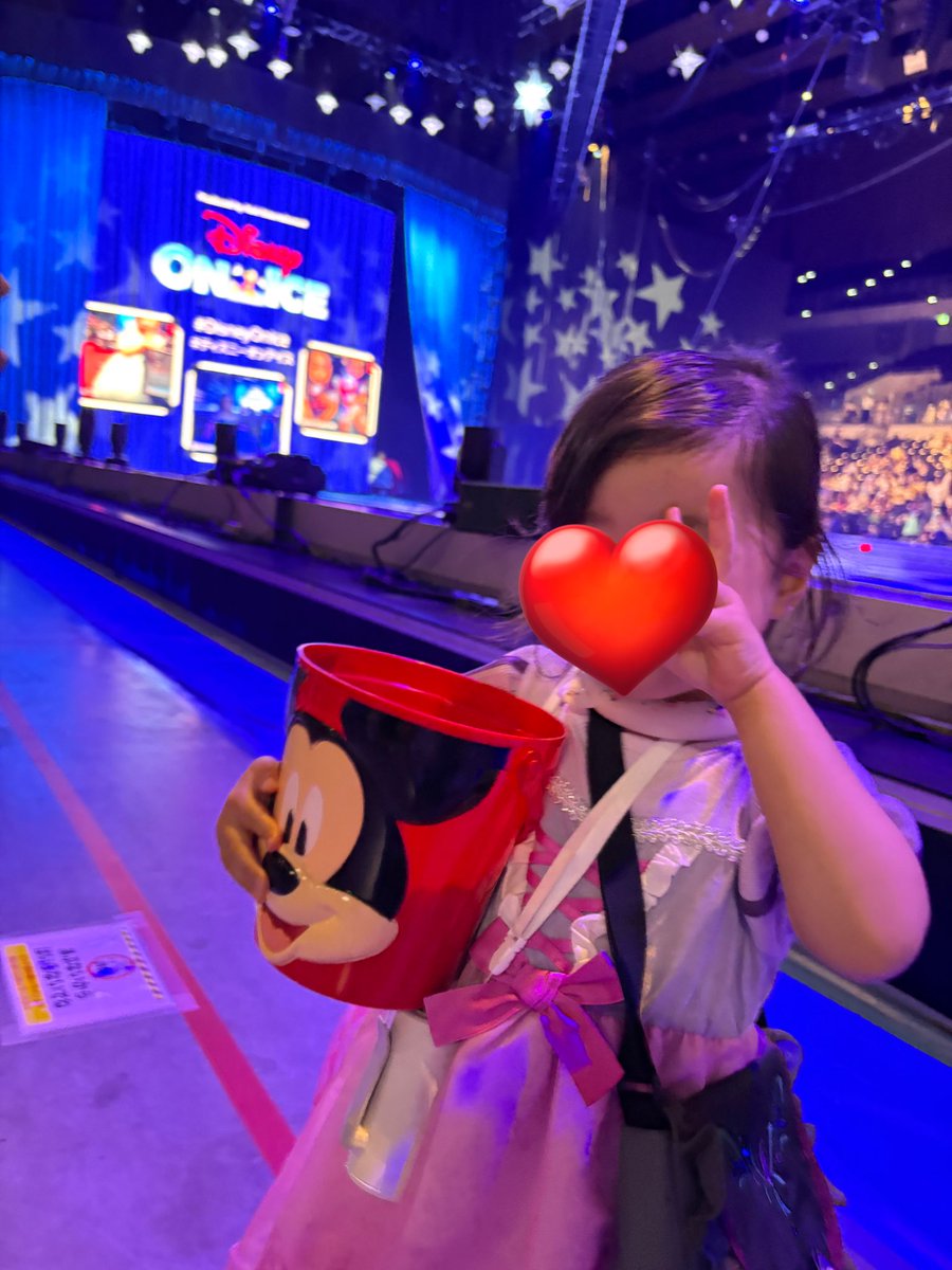 n_kwsk's tweet photo. 初ディズニーオンアイス🩷
#DisnyOnIce #ディズニーオンアイス #ディズニーオンアイス2025 https://t.co/w5NSzm58Kt