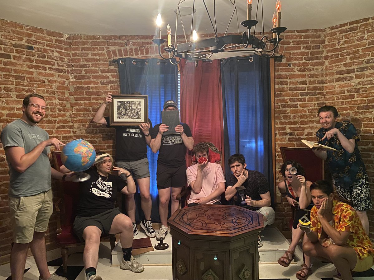 MaxMaaxMaaax's tweet image. Got to celebrate my wonderful boyfriend @KolinComposer’s birthday today with friends via an escape room (we made it out!) and some wings 😌
Love you so much, baby! 🥳❤️