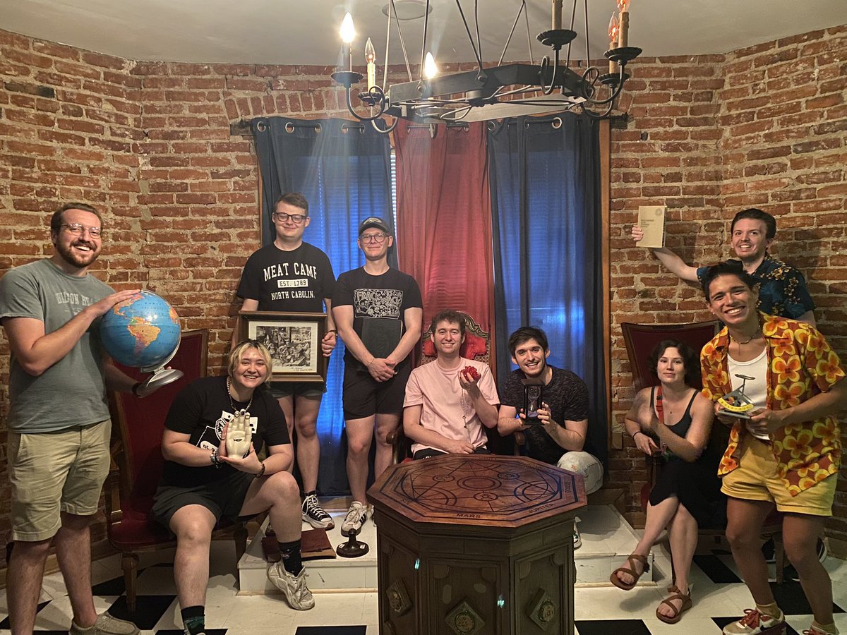 MaxMaaxMaaax's tweet image. Got to celebrate my wonderful boyfriend @KolinComposer’s birthday today with friends via an escape room (we made it out!) and some wings 😌
Love you so much, baby! 🥳❤️