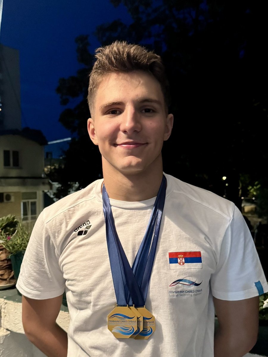 New Trier Aquatics tweet media