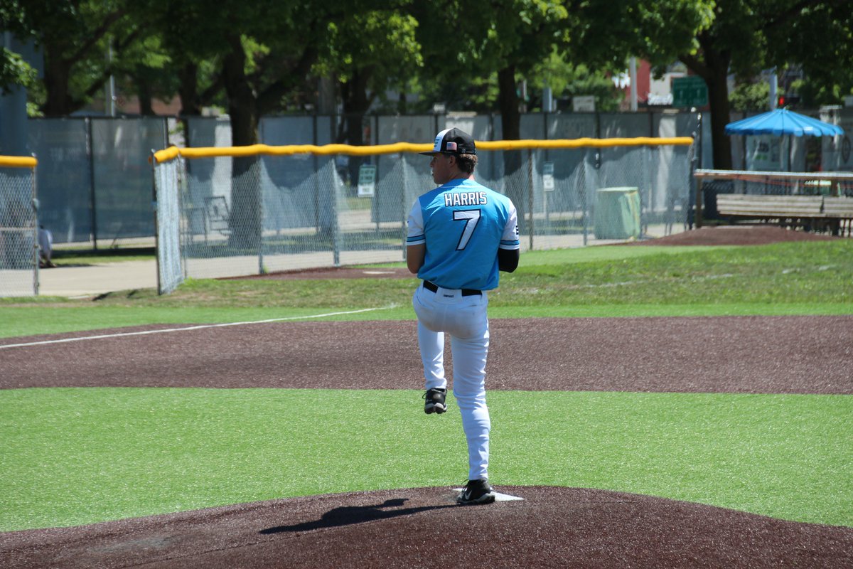 Cb7_bball's tweet photo. Had a good outing at the @MotorCityTourn. Pitched against at great team in the 18U Detroit Prospects.

Pitching stats:
5.2 IP (W), 6 H, 0 ER , 1 BB, 5 K, 65% S

FB 83-84
C  78
SL 75
CH 70

Caiden Harris, 2026, OF/RHP
#uncommitted
@FlatgroundBats
@davidlally55 https://t.co/7BZ7sfgXIH