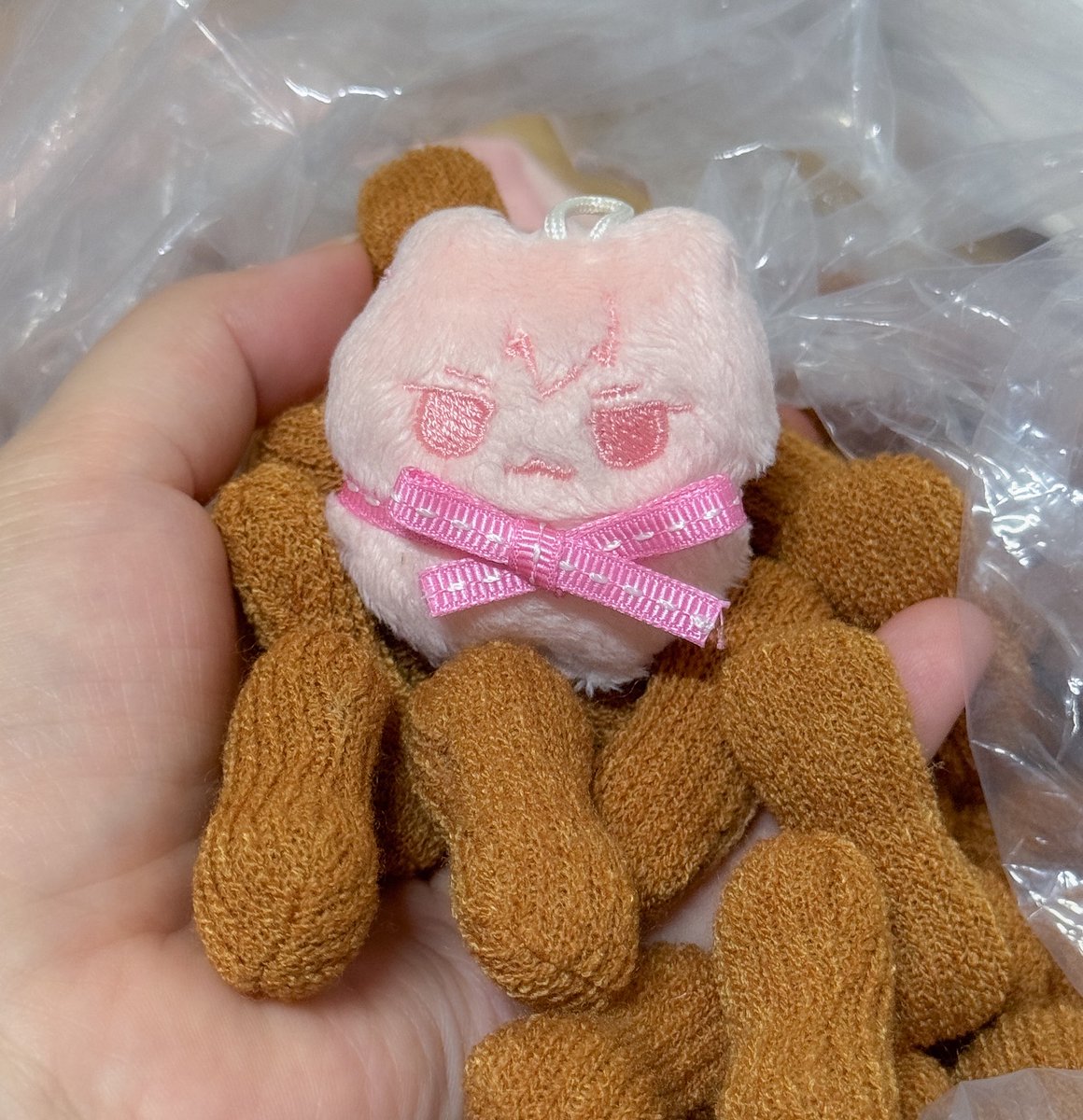 새로운 무언가 만들고 싶지만
현생이 발목을 잡으네에 ㅠㅠㅠㅠㅠ
그래도 원온때 무언가를 가지고 나올겁니다🫶🏻