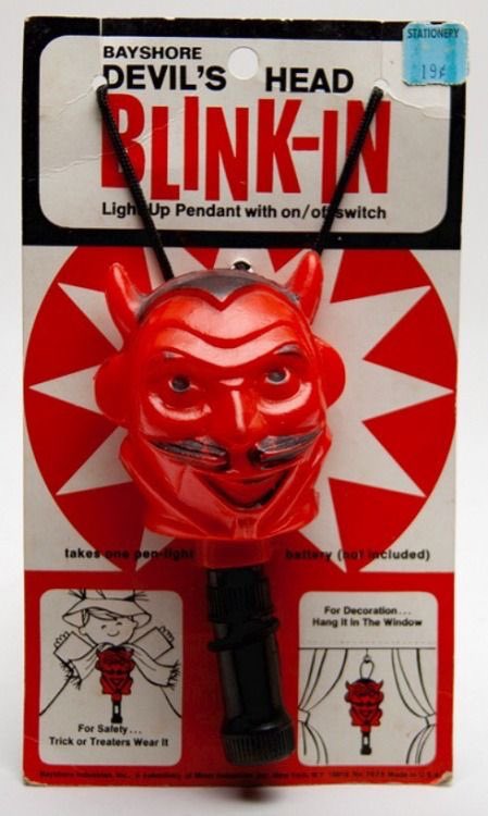 hauntorama's tweet image. The Devil made me do it! 👹
#SpookyScarySunday #Devil #HorrorCommunity