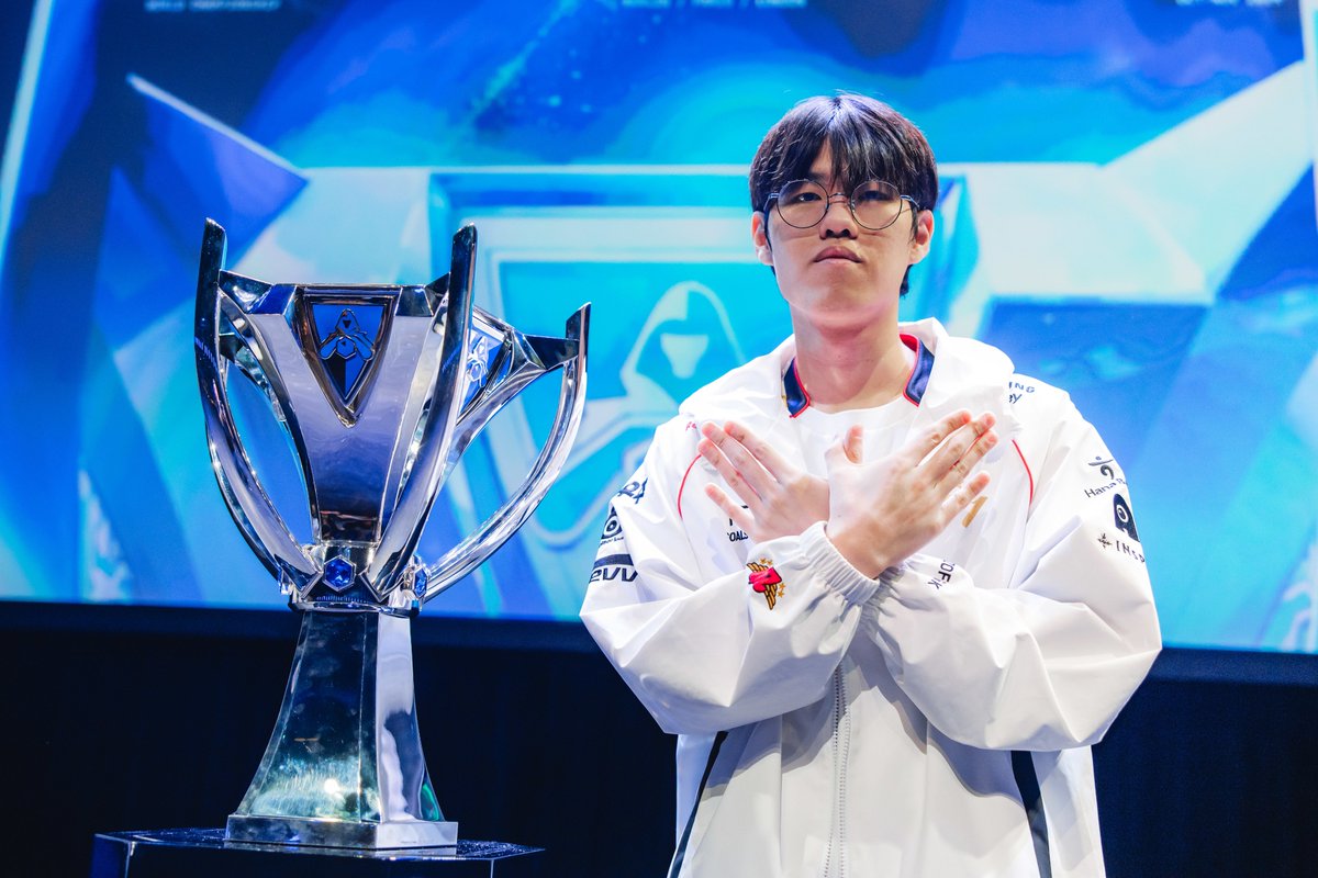orianna_77th's tweet photo. 아 찾고싶은 짤이 있어서 플리커 뒤지다가 슼뽕만 찼네 https://t.co/QRmfD3zLLL