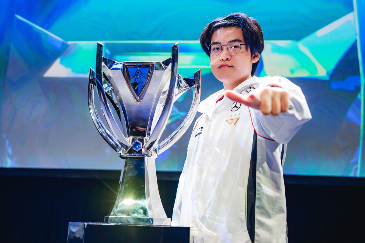 orianna_77th's tweet photo. 아 찾고싶은 짤이 있어서 플리커 뒤지다가 슼뽕만 찼네 https://t.co/QRmfD3zLLL