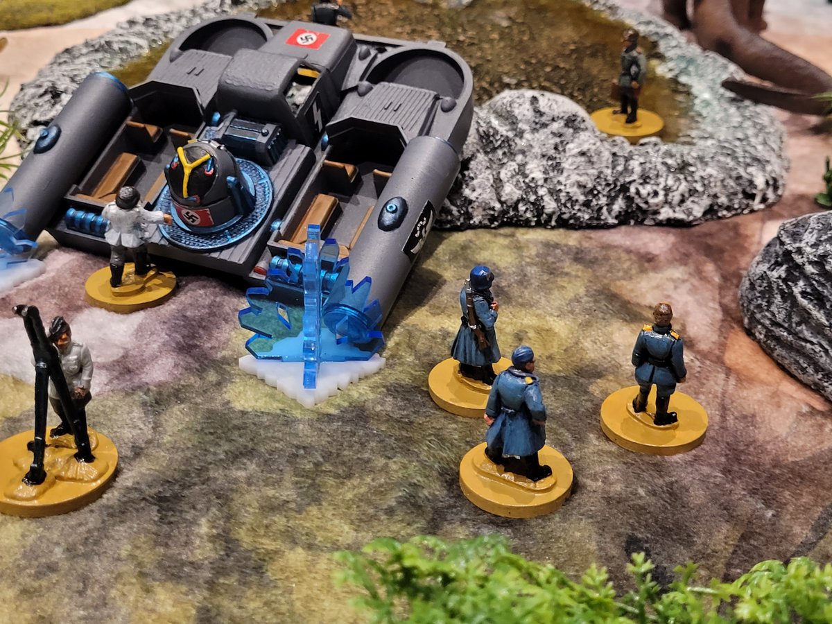 HMGS_Inc's tweet image. Eat Hitler! sent players stomping through the Age of Dinosaurs as hungry carnivores on the hunt for time-traveling Nazis. With each bite, they clawed their way toward the title of King Dinosaur in this fast-paced, toothy finale hosted by Brendan Watts. #Historicon2025