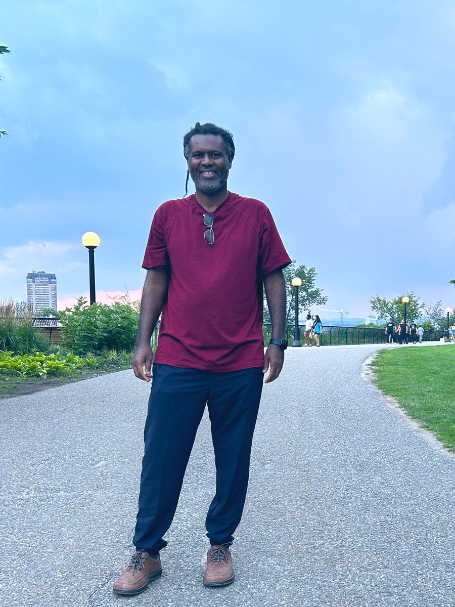 abdi_bileh's tweet image. 🚶🏾♂️ 15 km de réflexion, de nature et d’élan positif
Deux belles marches en deux jours, dont une magnifique promenade le long du canal Rideau. Ottawa offre parfois ces moments de calme où l’on peut marcher, respirer… et penser loin.