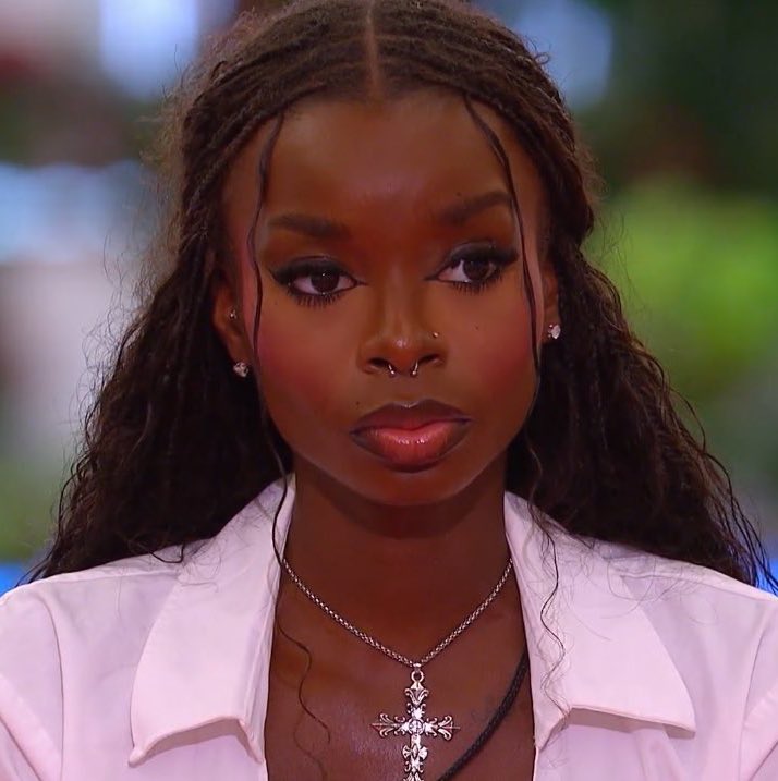 sᴏᴜʟ ❦ (@eraofmone) on Twitter photo 