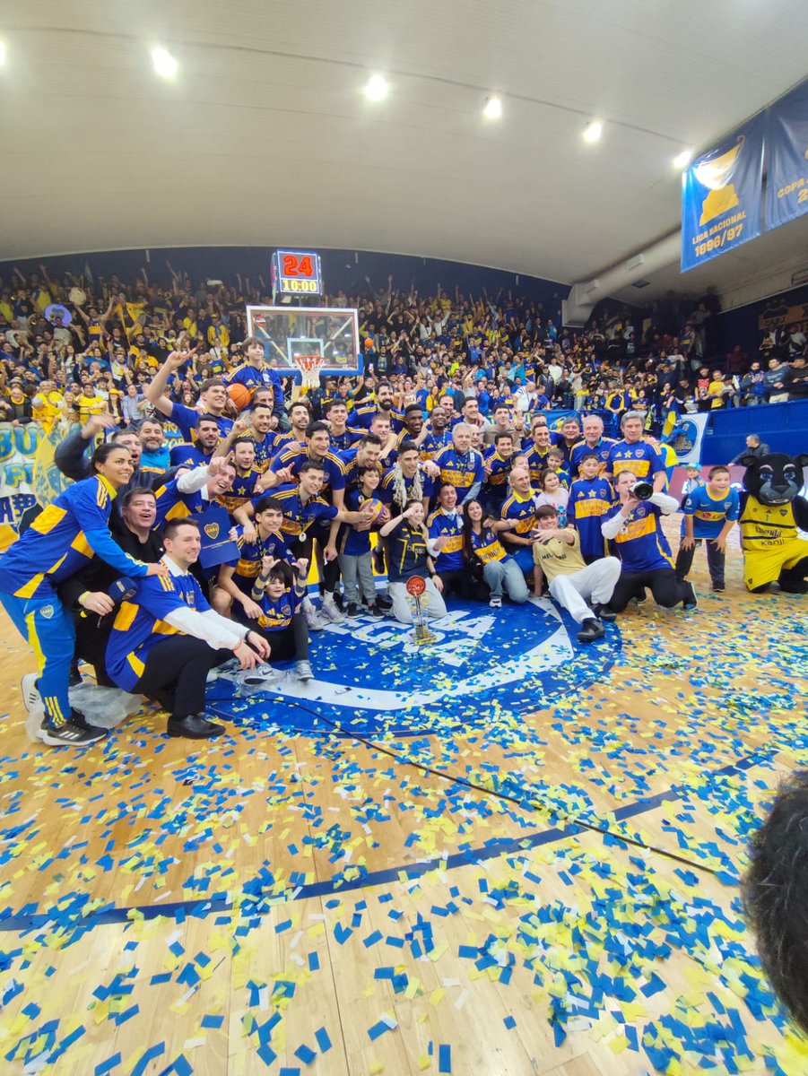 Locosxboca_ok's tweet photo. BOCA BICAMPEON DE LA LIGA NACIONAL https://t.co/x2WxYSEQ2P