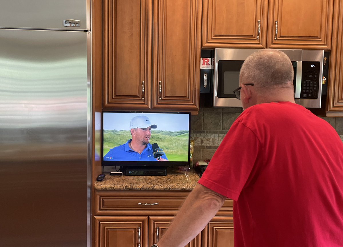 GreenyRU's tweet image. Fun day and weekend watching @ChrisGotterup take 3rd at @TheOpen. @jasonrnewcomb @seanrnew2 @KnightsBrigade
On and off the course, you continue to make @RutgersU @RUAthletics @RUMensGolf @R_Fund @NJGov and all of Rutgers Nation proud🛡️⚔️
#GoRU