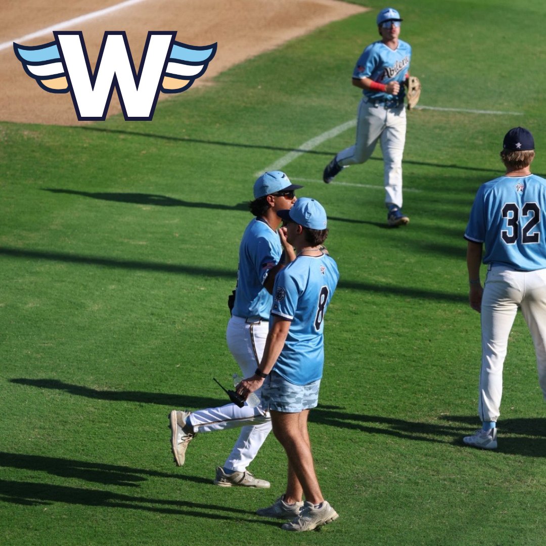 ABIFlyingBison's tweet image. HOW SWEEP IT IS! 8 straight wins and 2 straight SERIES SWEEPS. Your Abilene Flying Bison are 33-13 and after a much needed day off tomorrow are hitting the road for 8 games. Back at The Driggs on July 30th!
Thank you for a great weekend boys and a great weekend Flying Faithful,…