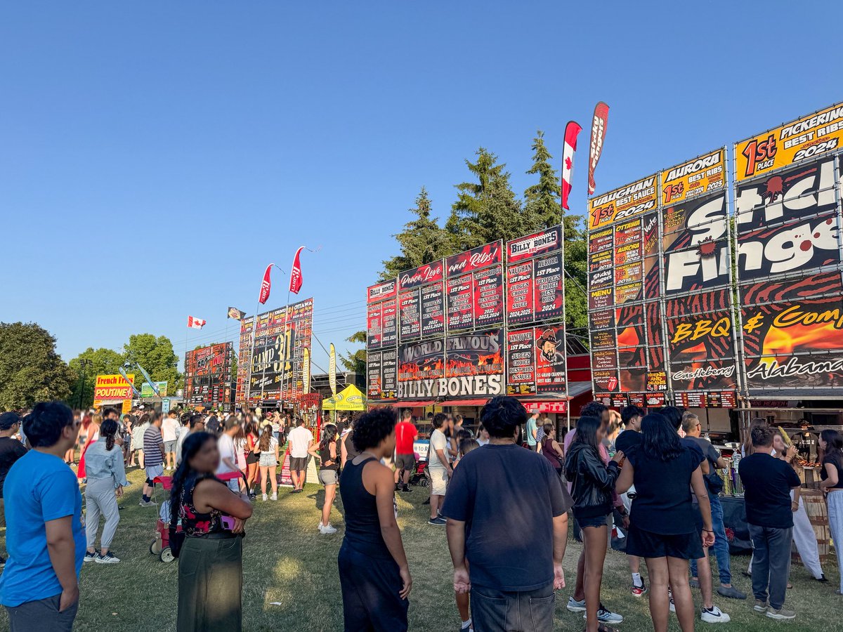 MichaelParsa's tweet image. Fantastic weather and an even better turnout for this year's #RetroRibfest at Richmond Green!
Many thanks to the city, the vendors & all the volunteers for making this year’s Ribfest such a great time!
#AuroraOakRidgesRichmondHill