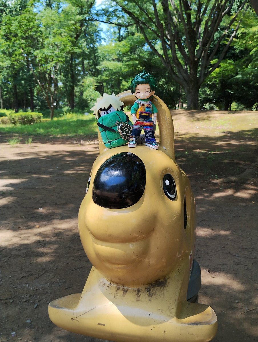 JkmXaHhNZt92783's tweet photo. でっくんとだいなまちゃんがぁ…
公園に来たぁーーー！！ https://t.co/Qb1ITTKiUP