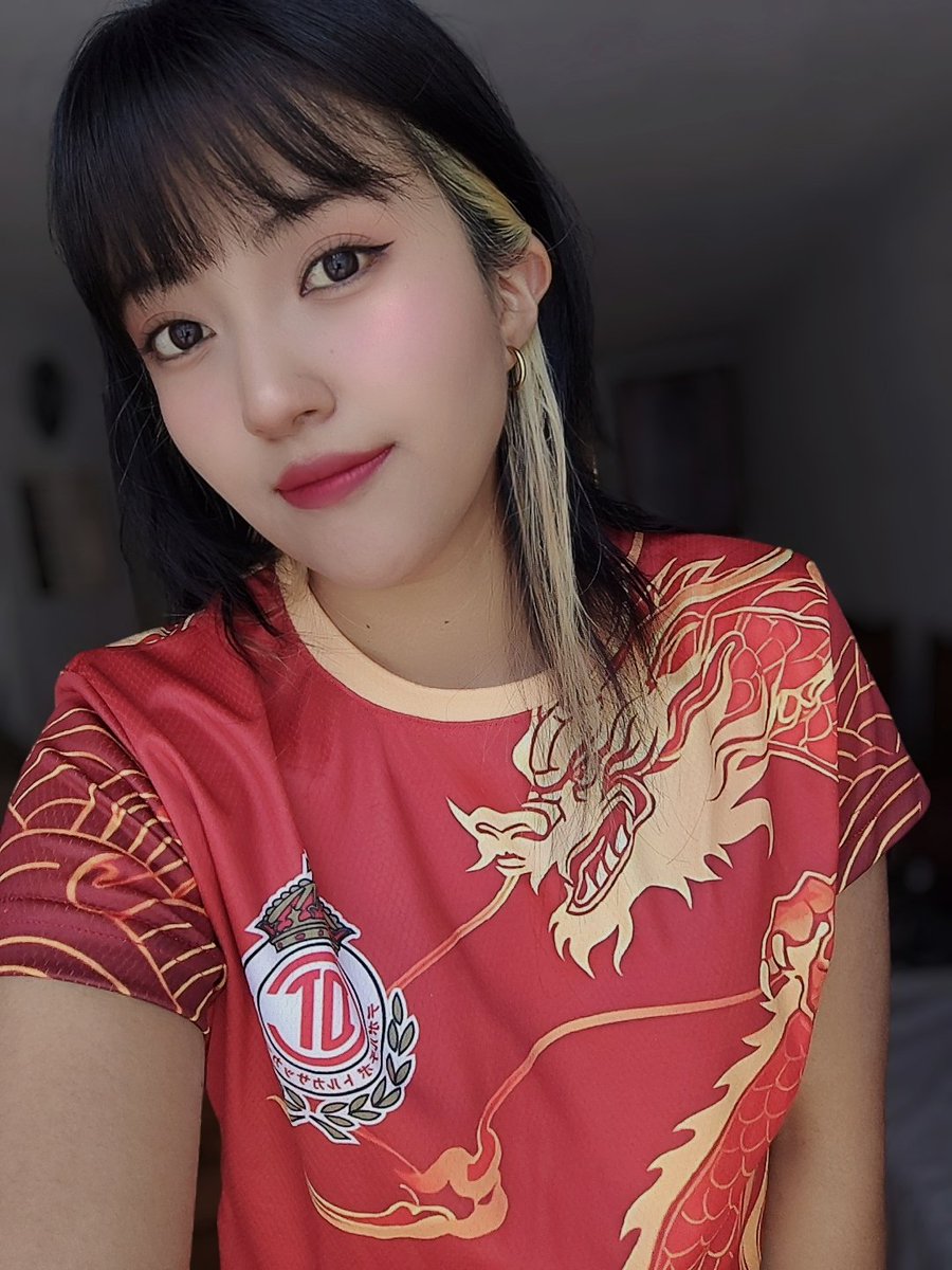 jae___11's tweet photo. #CampeonDeCampeones Vamos Toluca, ese trofeo es nuestro ❤️😈
@TolucaFC Siempre Diablos, Siempre Rojos 🙌🏻 @TUDNMEX https://t.co/wspMN1YEJw