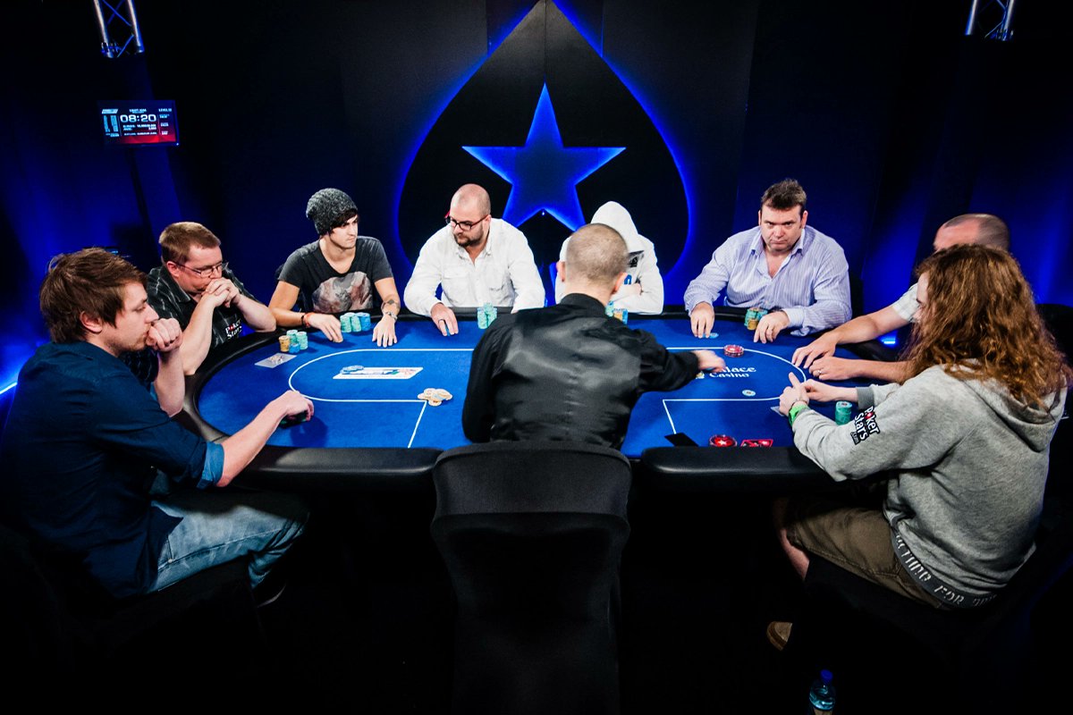 pokerpronews's tweet image. Are you playing the right tournament for your level?
Don’t waste time and money! Discover which formats work best for beginners, intermediates, and seasoned pros — and how to grow your game the smart way.

&amp;gt;&amp;gt;: pokerpronews.com/how-to-choose-…

#TournamentTips #PokerGrind #SmartPoker