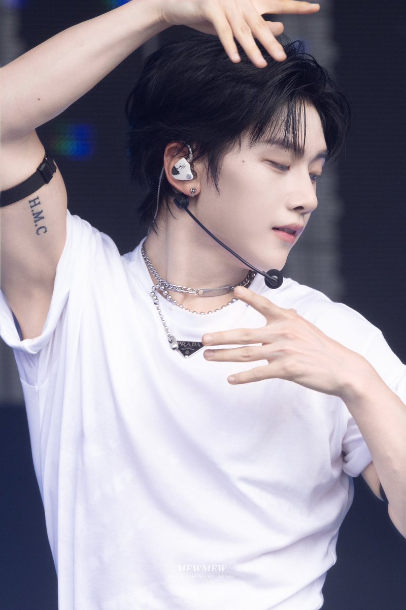 ~원~ tweet media