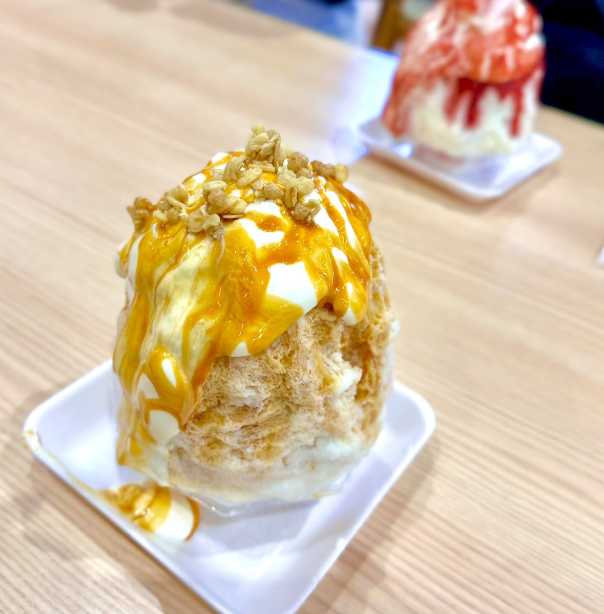 dj_eulo's tweet photo. 塩キャラメルかき氷🍧 https://t.co/3W1DSyrTvr