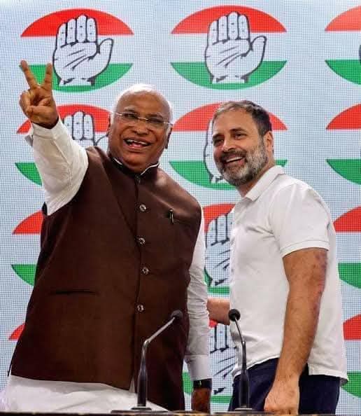 कांग्रेस पार्टी के करोड़ों कार्यकर्ताओं के पथप्रदर्शक, कुशल संगठनकर्ता राष्ट्रीय अध्यक्ष एवं राज्यसभा में नेता प्रतिपक्ष श्री मल्लिकार्जुन खड़गे जी को जन्मदिवस की हार्दिक बधाई एवं शुभकामनाएँ प्रेषित करता हूँ। 
<a href="/kharge/">Mallikarjun Kharge</a>
