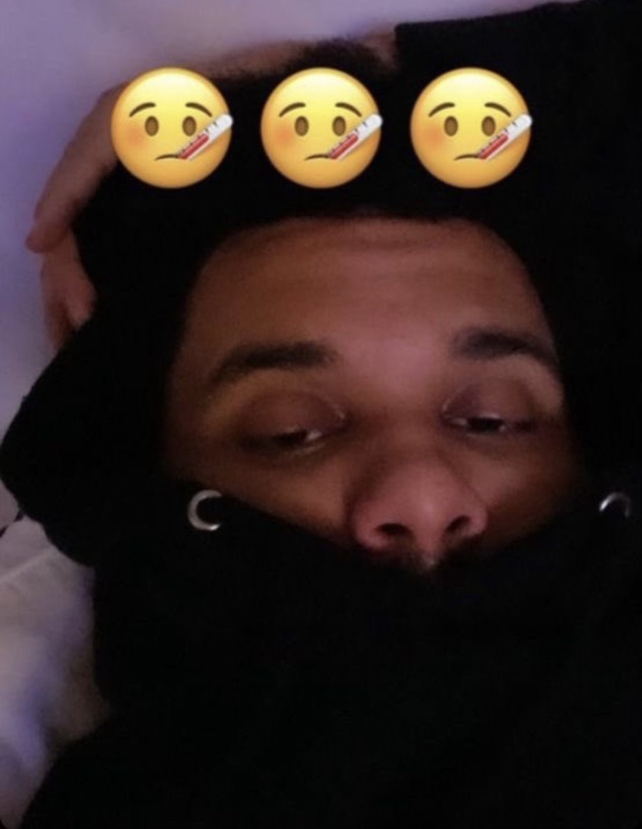 tesfayesobae's tweet image. bro who got me sick DURING SUMMER??