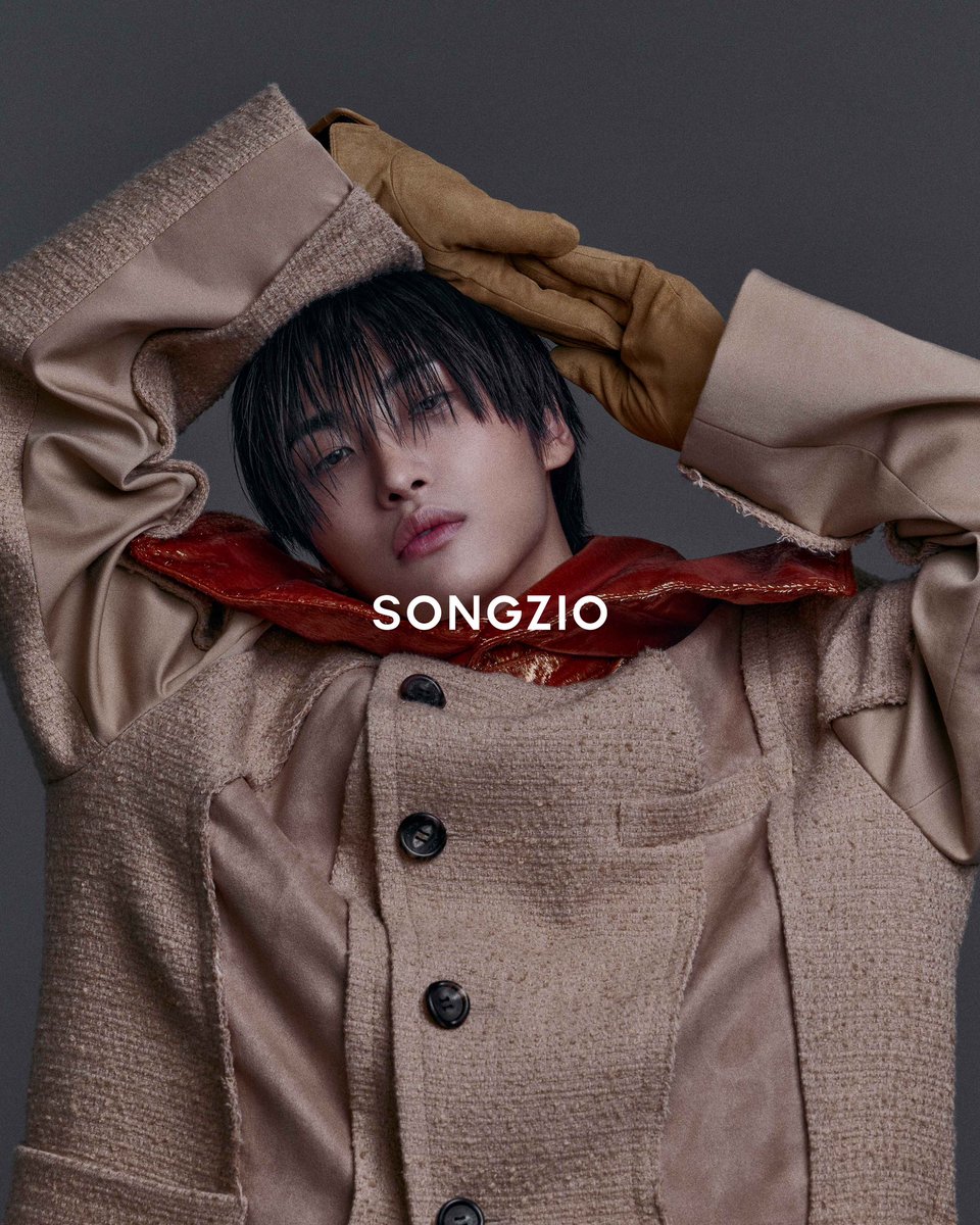 PSHMODE's tweet image. how STUNNING is this look? 😩

SEONGHWA SONGZIO FIRST AMBASSADOR 
#SeonghwaXSongzio
#SEONGHWA #성화 #SONGZIO 
@DazedKorea @ATEEZofficial