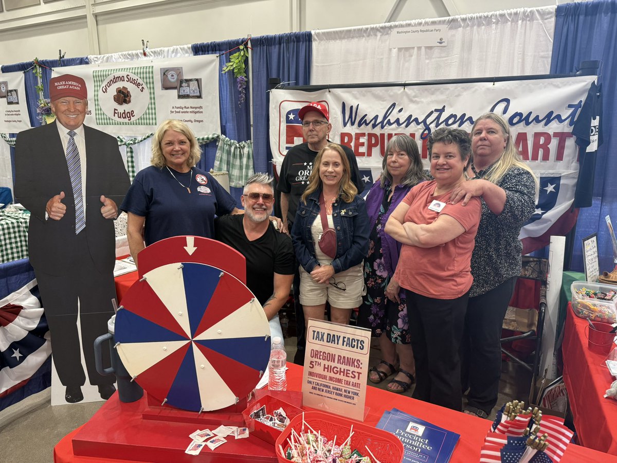 benedtl's tweet image. ENDVBM is catching 🔥 across Oregon!
That's because:
1) the People want election security in Oregon
2) Republicans are united to deliver what the People want
I was in good company today at the Washington County GOP Booth.
They reported "hundreds of sheets" collected this…