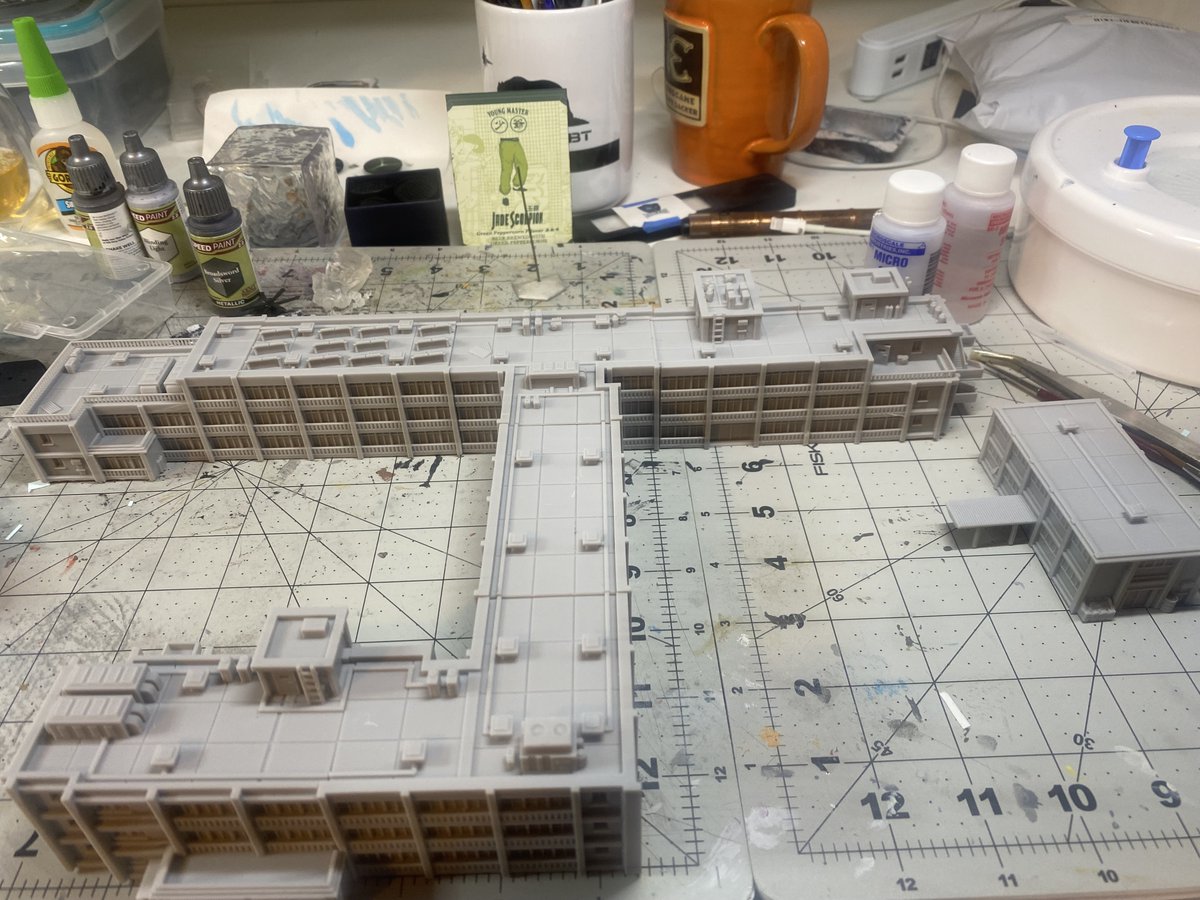 knightsandweek1's tweet image. Next mission: @thelazyforger's asian school. Its bigger than what I usually work with.