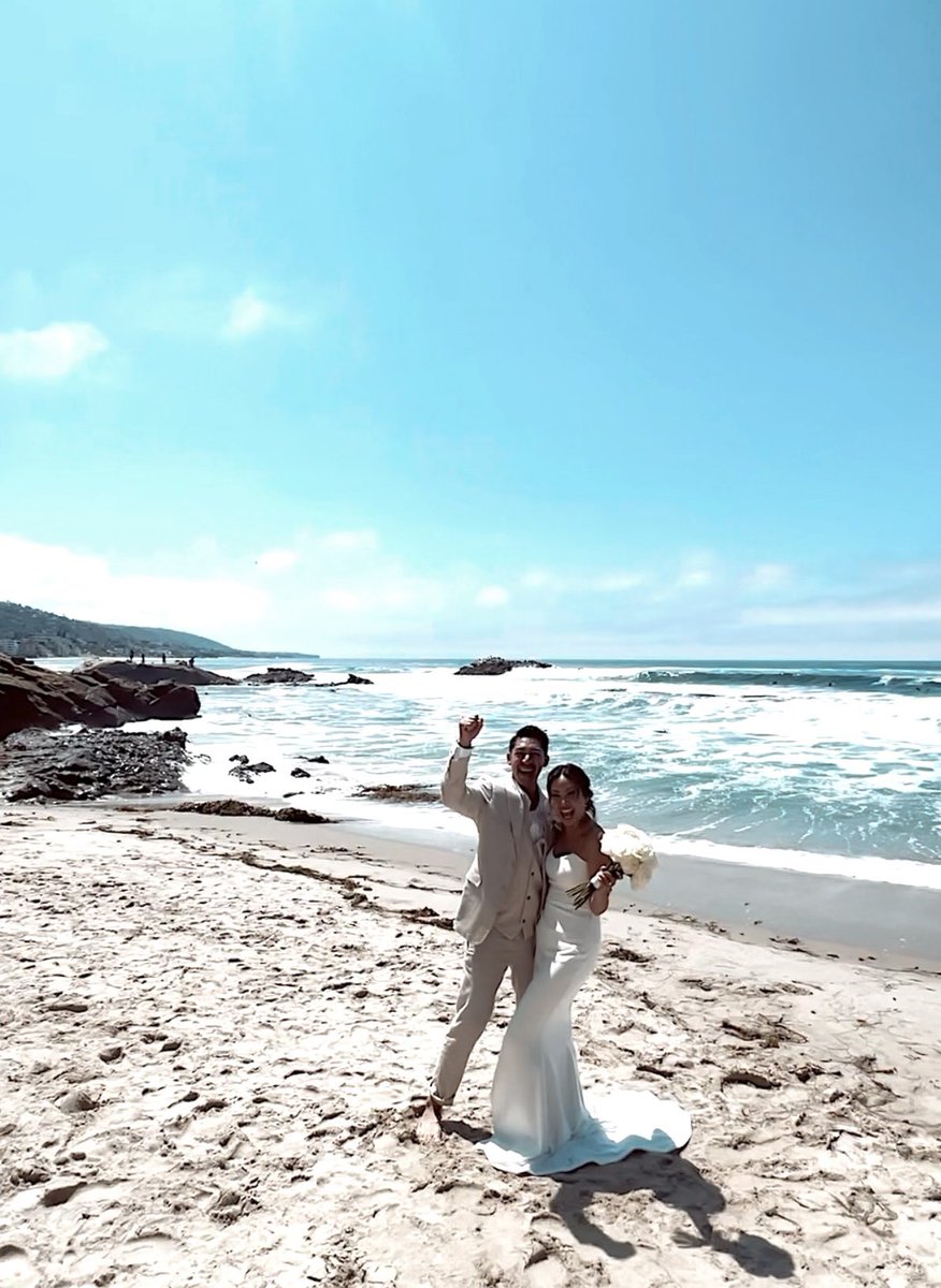 MrsBui_MJE's tweet image. Officially Mrs. Bui 🎉 #CHANgetoBUI